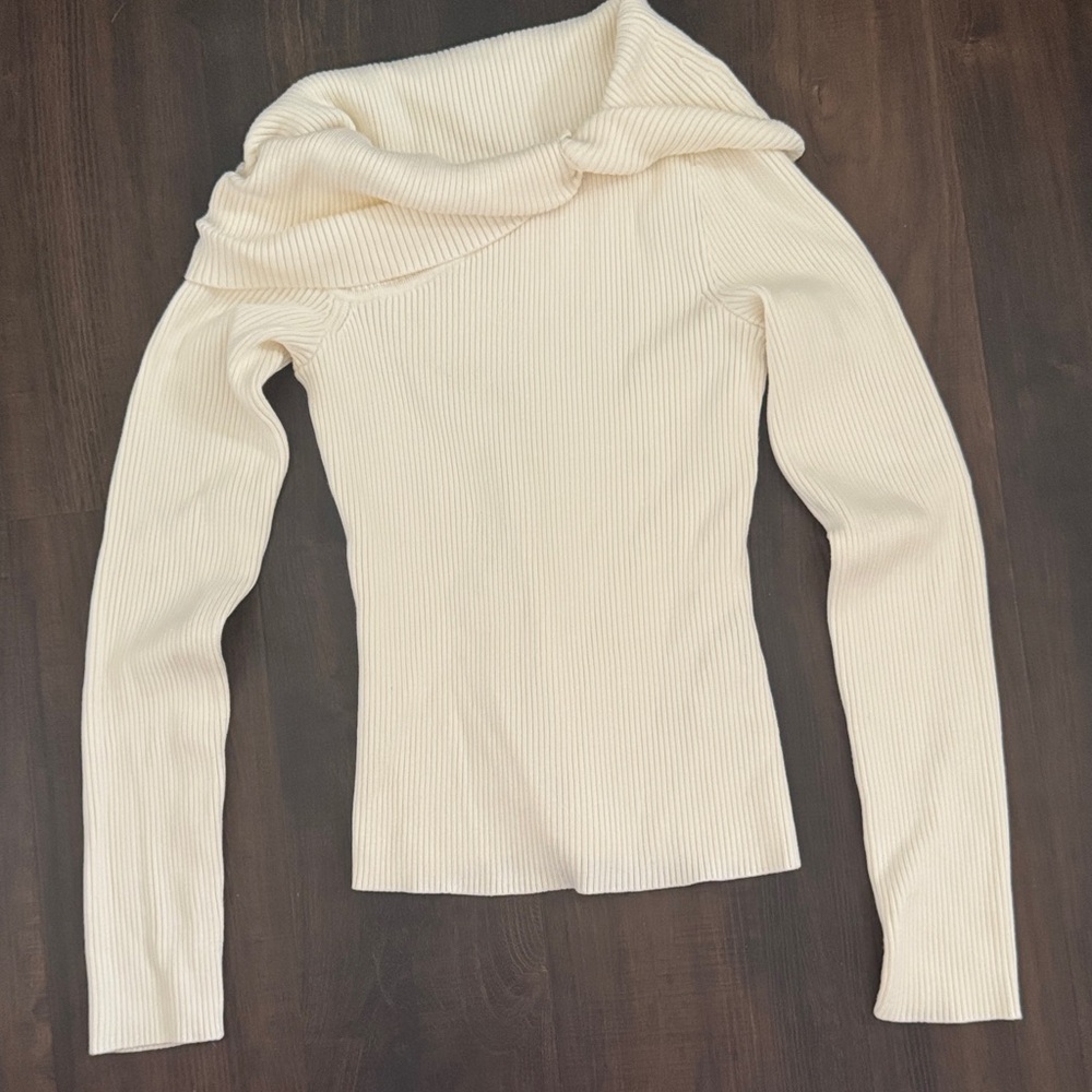 NWT Abercrombie & Fitch Sweater